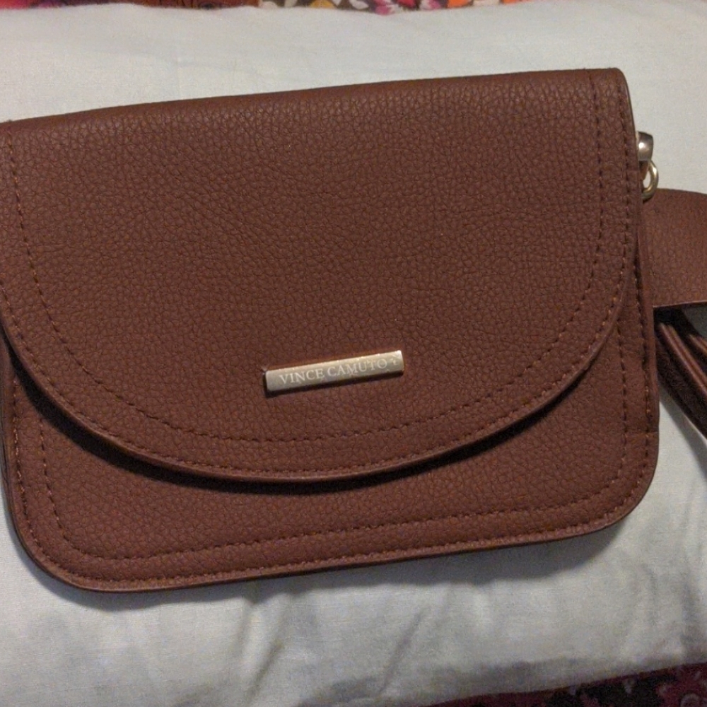 Flat, saddle brown Vince camuto belt purse